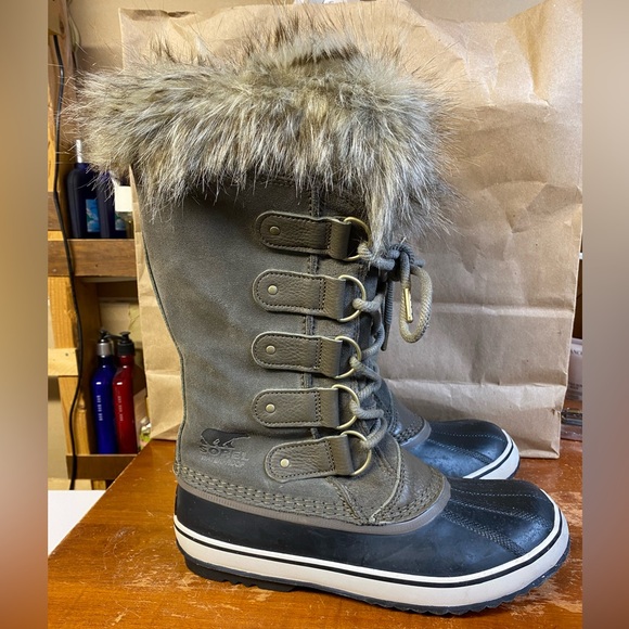 Sorel Women’s Joan of Artic Winter Boots SZ 9.5 - Picture 1 of 4